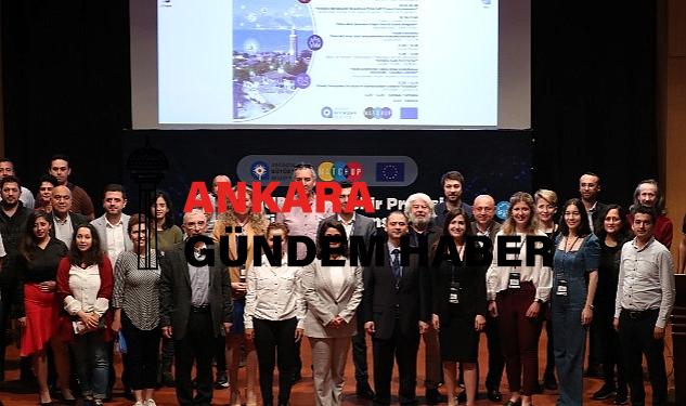 Antalya dijital kent olma yolunda ilerliyor