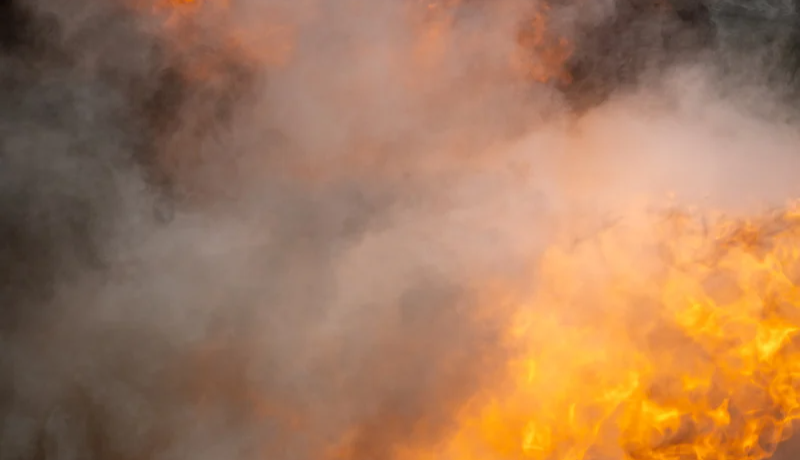 Ankara Kızılcahamam’da Yangın Tehlikesi! Bina Tamamen Yandı