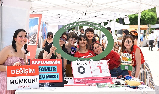 Ayşen Nemutlu’dan Ruhlara Dokunan İlk Albüm: Sevgi Tomurcuğu Yayında!