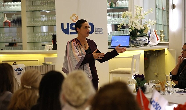 Başkan Sengel: “Efes Tarlası Yaşam Köyü Bir Cumhuriyet Projesidir”